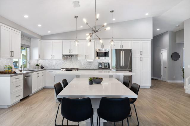 49771 Lincoln Drive, Indio CA: https://media.crmls.org/mediaz/502664fb-ddc6-4e5f-8917-2d7811997434.jpg