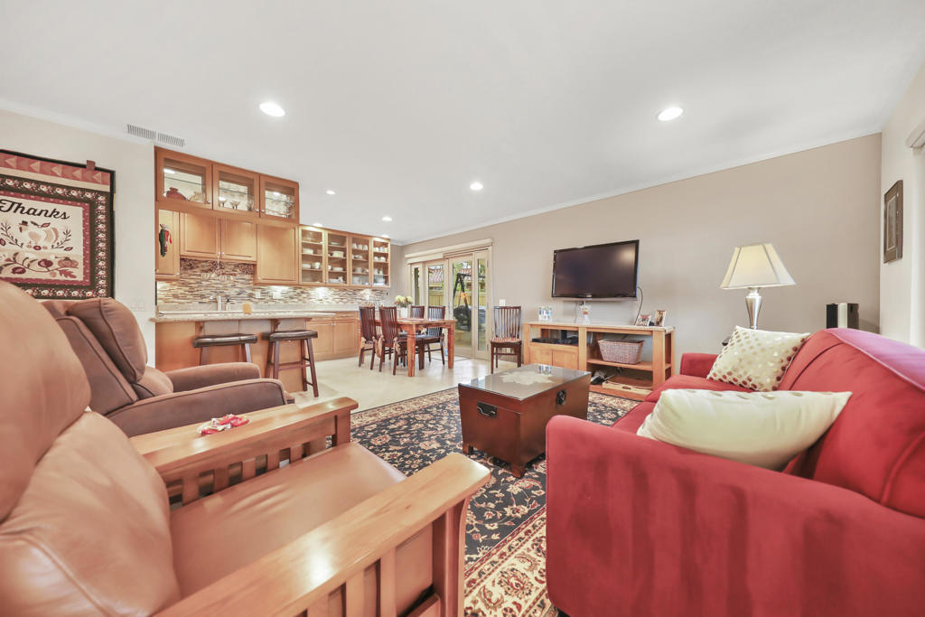 MLS #219139058DA image #3