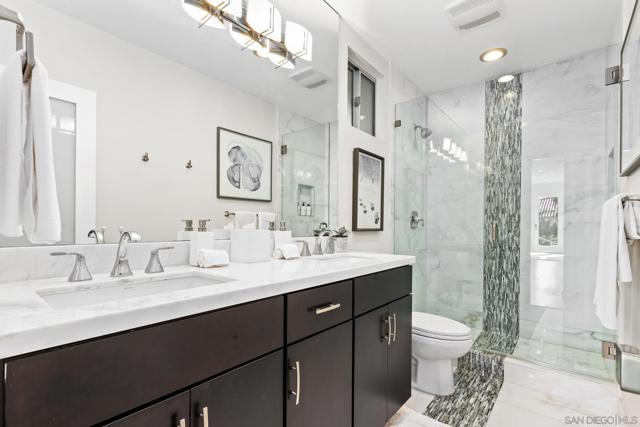 3705 Haines St, San Diego CA: https://media.crmls.org/mediaz/50276509-188f-454e-9d4f-08d15ab02c2f.jpg