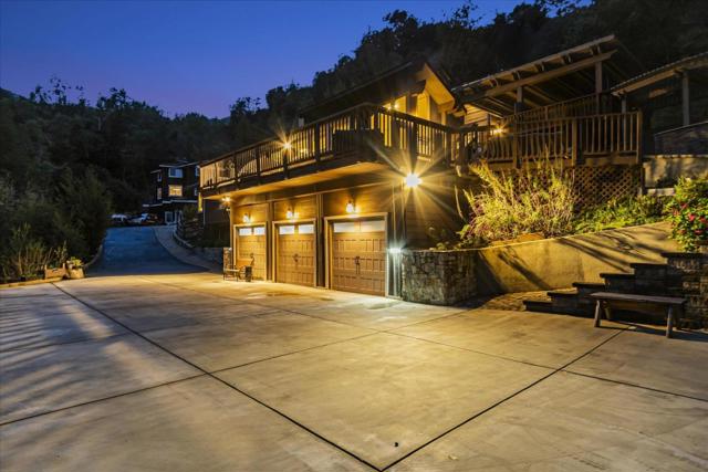 19233 Mountain Way, Los Gatos CA: https://media.crmls.org/mediaz/5029f9be-5601-44aa-95ea-6579f0f2f45f.jpg