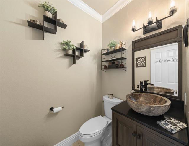 834 English Walnut Way, Morgan Hill CA: https://media.crmls.org/mediaz/502b84e1-0a74-4d3a-9dde-d1289322e5a7.jpg