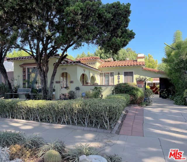 1762 South Crescent Heights Boulevard photo 2
