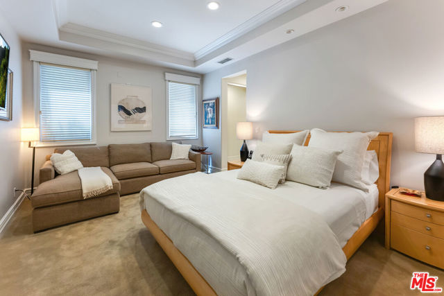 Drew Fenton | 11729 Wetherby Lane Los Angeles CA | MLS: 6991140