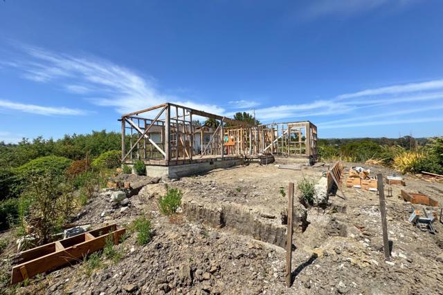 3300 Crestline Way, Soquel CA: https://media.crmls.org/mediaz/502d409f-5fe1-4a2a-841e-a616d7840200.jpg