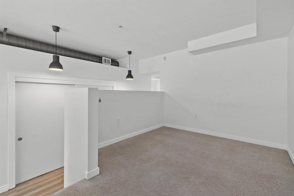 889 Date St - photo 13
