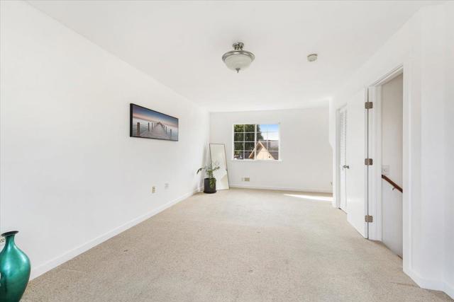 342 Wilkes Circle, Santa Cruz CA: https://media.crmls.org/mediaz/502e8763-2e97-45f1-8cf9-dbd73625d474.jpg