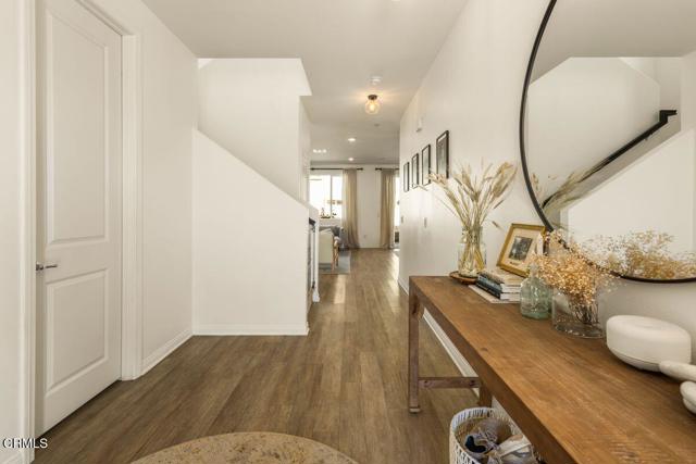 Detail Gallery Image 6 of 32 For 354 Autumn Path Ln, Santa Paula,  CA 93060 - 3 Beds | 2/1 Baths