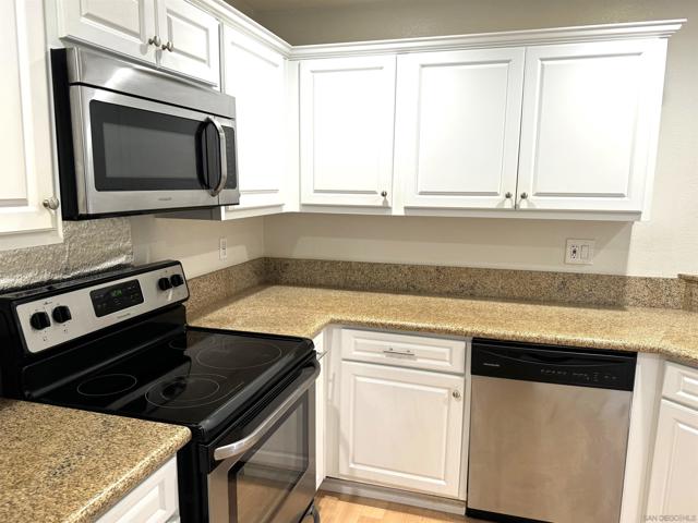 Image 3 of 27 For 7405 Charmant Dr  2417