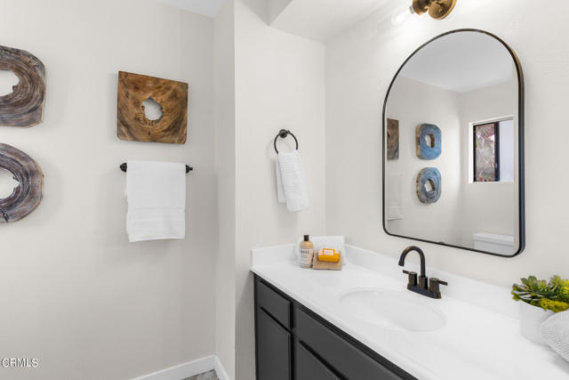 Detail Gallery Image 30 of 36 For 1832 Oak Tree Dr #15,  Los Angeles,  CA 90041 - 2 Beds | 2/1 Baths