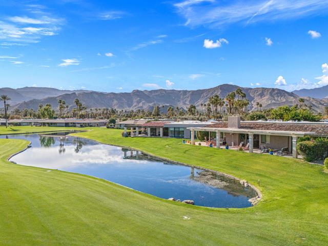 6 Barnard Court, Rancho Mirage CA: https://media.crmls.org/mediaz/5032c466-61e5-40cc-b689-e23472ab59be.jpg