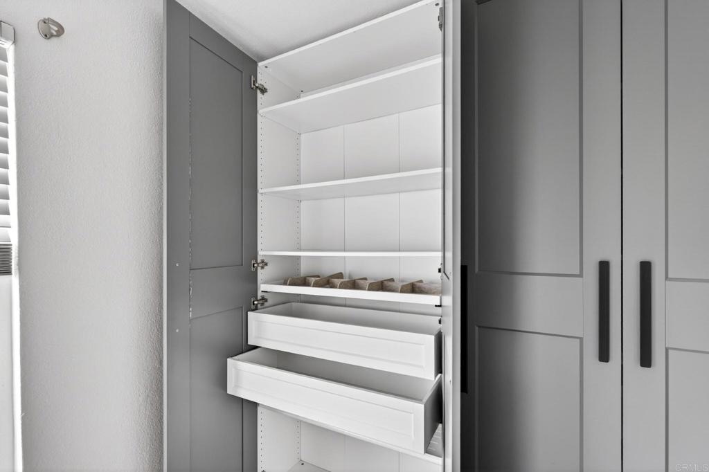 4482 North Avenue - photo 15