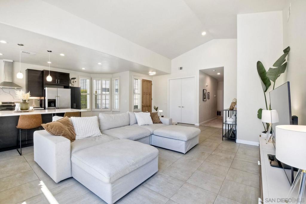 17586 Bocage Point - photo 9