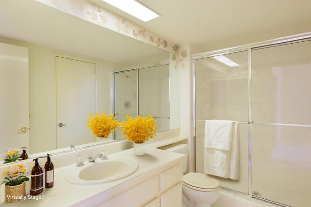 106 Celano Circle, Palm Desert CA: https://media.crmls.org/mediaz/5033ac89-c78c-4f34-8aaf-ced8ad46926a.jpg