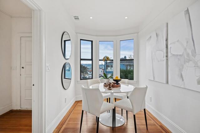 929 Darien Way, San Francisco CA: https://media.crmls.org/mediaz/5033e4b7-71c0-4114-b308-81d45b70558c.jpg