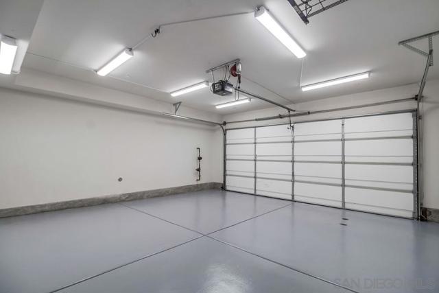 43 Via Sovana, Santee CA: https://media.crmls.org/mediaz/5033fe3b-ad3e-4ff9-9965-f27a58a02fce.jpg