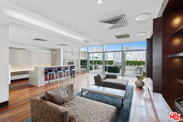 Roof Level Community Space