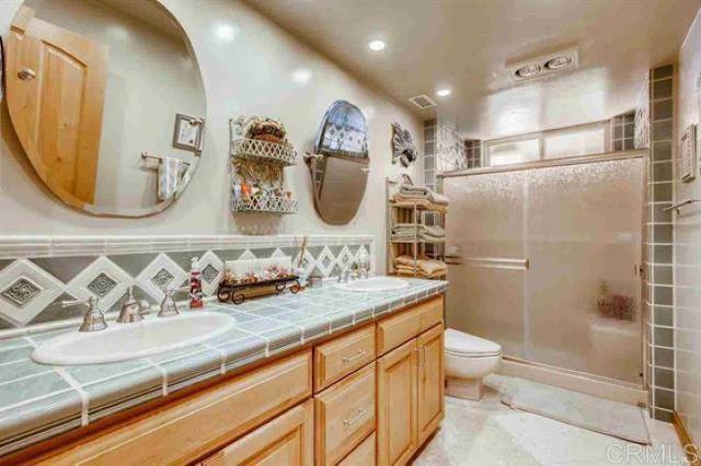 2081 Elevado Road, Vista CA: https://media.crmls.org/mediaz/50356b54-44f6-4cde-8497-83ff2b93b6ea.jpg
