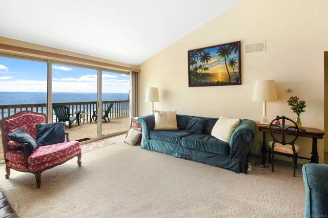 1810 Parliament, Encinitas CA: https://media.crmls.org/mediaz/50358b67-df82-409d-8829-53d5bf6da127.jpg