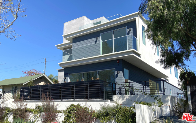1927 19th B Santa Monica, California Brand new architectural townhomes with almost 3,000 square feet of living space + 1,000 square feet of outdoor patio and deck space located in the heart of Santa Monica! Designed to perfection these home-like townhomes include an incredible basement + roof deck. Ready for move in - there are two townhomes available - B (middle unit) & C (end unit). **TOWNHOME PRICES WILL INCREASE MARCH 8, 2021 WHEN STAGED AND PHOTOGRAPHED IF NOT SOLD** ***Unit A is sold and closing escrow soon... please follow showing instructions to view these luxury townhomes***.