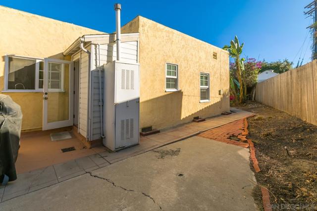 1980 Chatsworth Blvd., San Diego CA: https://media.crmls.org/mediaz/5035fbef-0286-43d3-8b16-f029aeb6456d.jpg