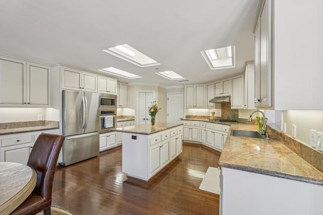 Detail Gallery Image 12 of 49 For 707 S Live Oak Park Rd, Fallbrook,  CA 92028 - 4 Beds | 4 Baths