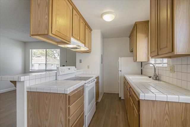 825 N Capitol Avenue, San Jose CA: https://media.crmls.org/mediaz/503747c6-46ea-412b-a0d4-028b50b9f0d9.jpg