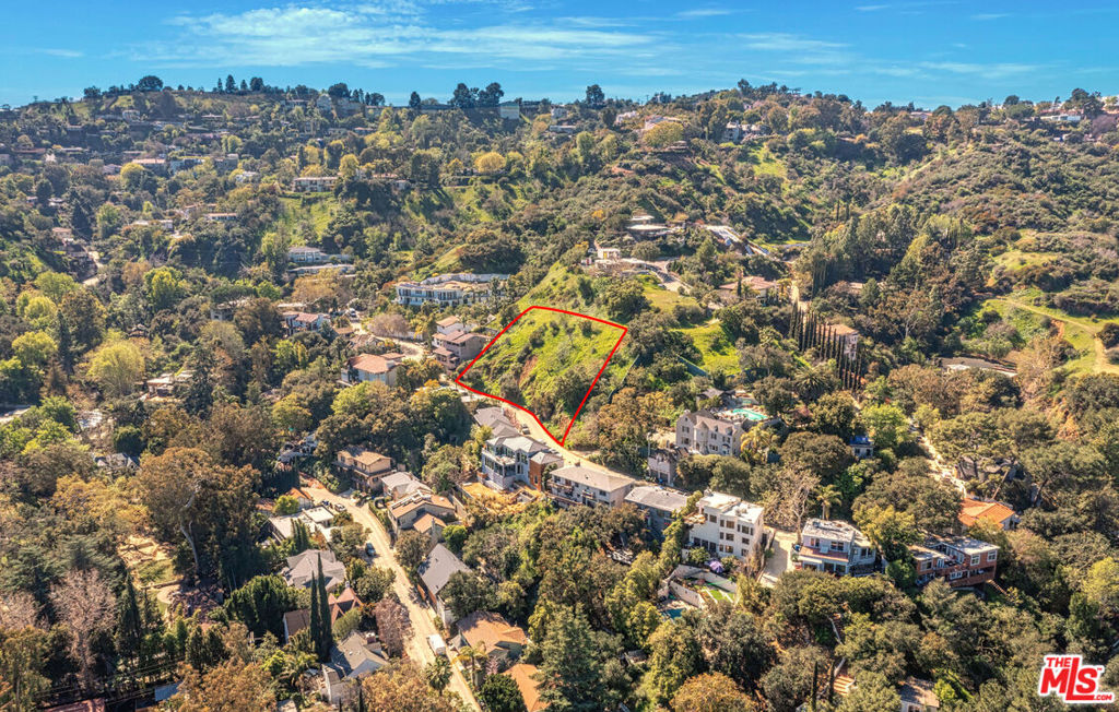 2981 Passmore Drive, Los Angeles, CA 90068
