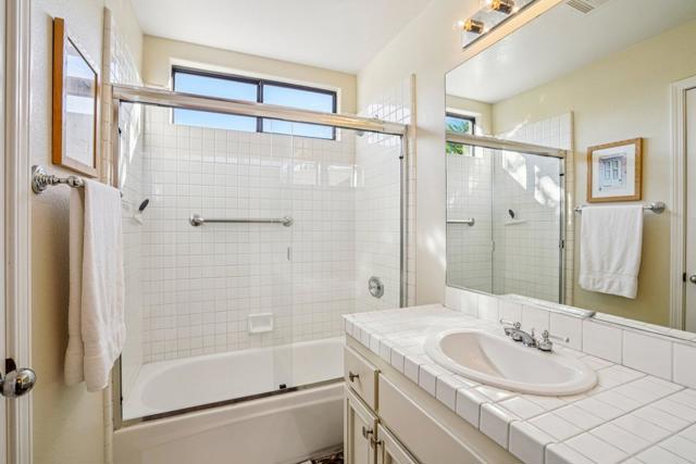 79371 Four Paths Lane, Bermuda Dunes CA: https://media.crmls.org/mediaz/5039bc24-7334-4b65-9028-89dc23baa394.jpg