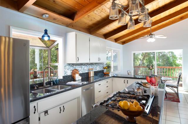 708 Ralston, Boulder Creek CA: https://media.crmls.org/mediaz/503ad830-de99-4927-ba23-c31aa167041b.jpg