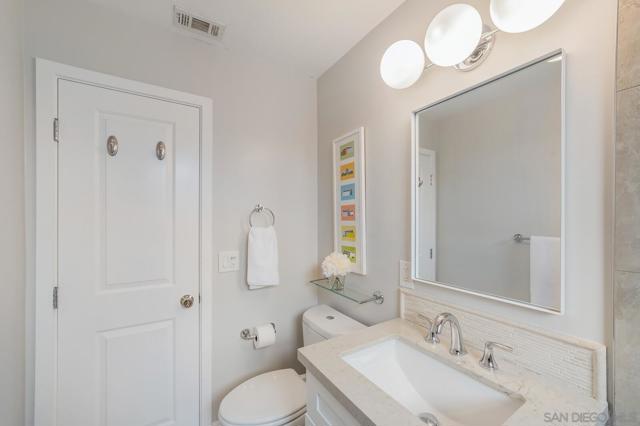 MLS #250038389SD image #34