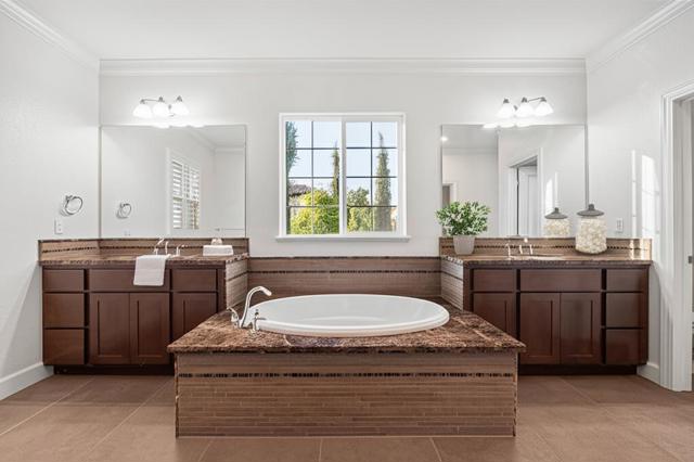 3970 Jordan Ranch Drive, Dublin CA: https://media.crmls.org/mediaz/503b6233-6b96-4238-b654-8ded8c175fca.jpg