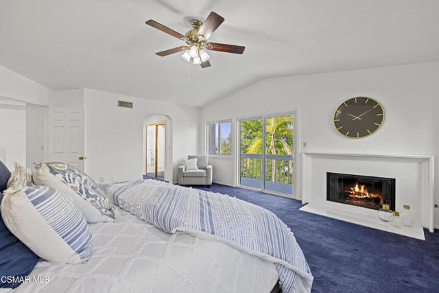 287 Golden Fern Court, Simi Valley CA: https://media.crmls.org/mediaz/503b9622-4a2e-474f-b473-adbde9fdc047.jpg