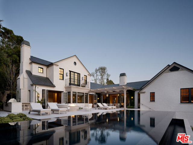 Details for 141 Bentley Avenue, Los Angeles, CA 90049