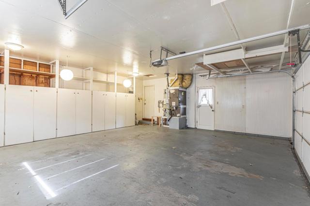 690 Ridgemark Drive, Hollister CA: https://media.crmls.org/mediaz/503cfb1f-29bc-44f5-9e04-46d97b5a3ae9.jpg