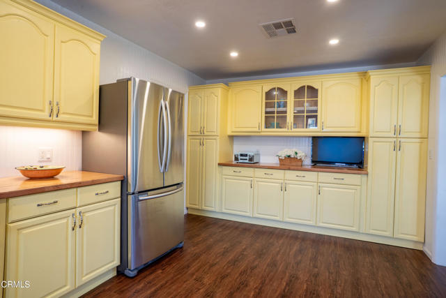 Detail Gallery Image 13 of 38 For 1147 Brandon Ave, Simi Valley,  CA 93065 - 3 Beds | 1 Baths