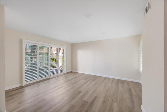 505 S Farrell Drive, Palm Springs CA: https://media.crmls.org/mediaz/503e51a5-42ce-42d2-965d-42758d7072f8.jpg