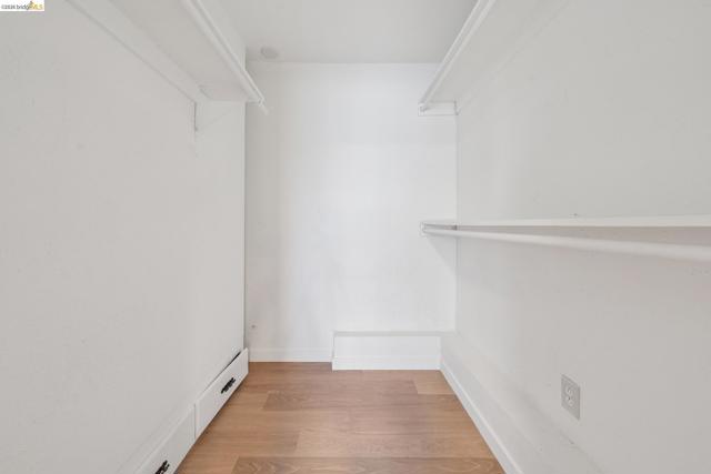 5501 Mcbryde Ave, Richmond CA: https://media.crmls.org/mediaz/503e5c30-6833-4ce5-b37c-228d69e3f500.jpg