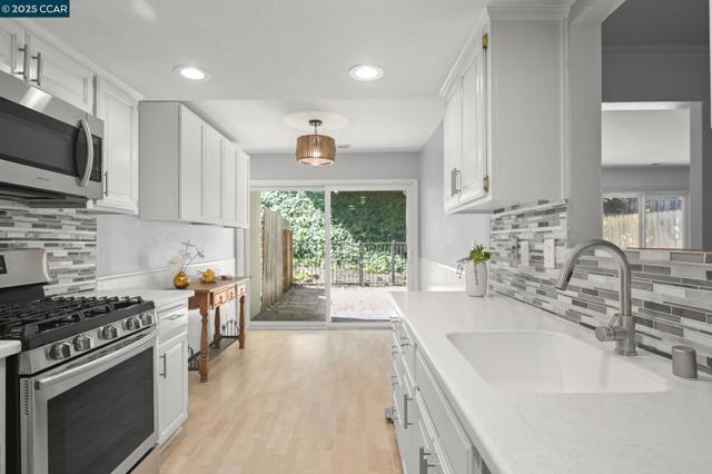 407 Tampico, Walnut Creek CA: https://media.crmls.org/mediaz/503ec183-01fa-4baa-89f2-638f89a0c0e5.jpg