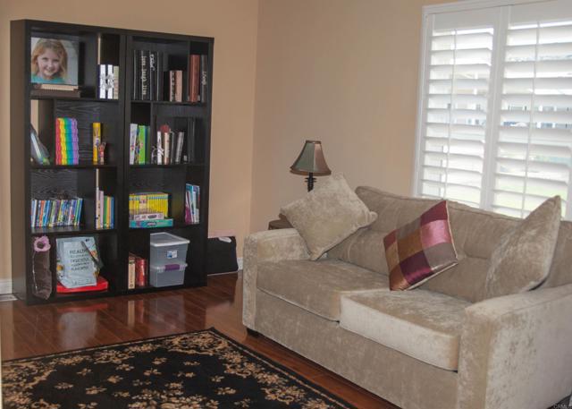 11851 Riverside Dr, Lakeside CA: https://media.crmls.org/mediaz/503ef21e-0a46-4a0e-8aac-3324419c1375.jpg