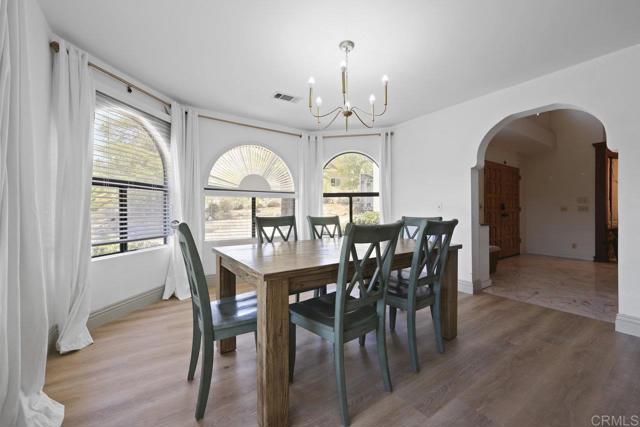 Detail Gallery Image 14 of 62 For 23742 Calistoga Pl, Ramona,  CA 92065 - 4 Beds | 3/1 Baths