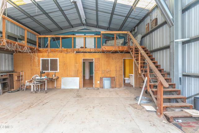 1400 Park Drive, Ojai CA: https://media.crmls.org/mediaz/503f18a7-f8e0-4c16-aade-78b595209ee3.jpg