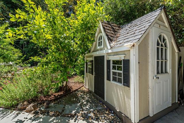 2360 Holly Oak Drive, Danville CA: https://media.crmls.org/mediaz/503f5427-beed-468d-a3fc-c1ec72730680.jpg