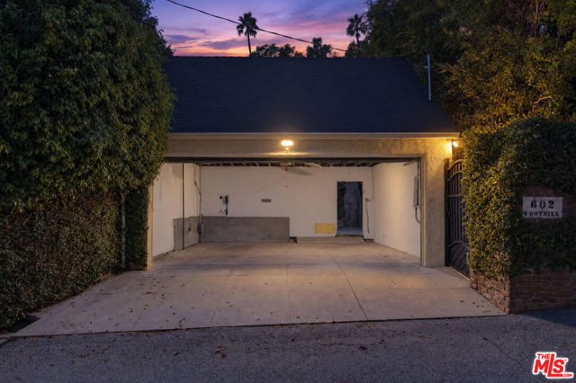 602 Foothill Road photo 59