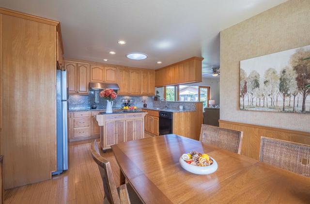 17 San Marcos Court, Salinas CA: https://media.crmls.org/mediaz/503fe488-1853-4a9d-a4b6-cdaa5196cc4d.jpg