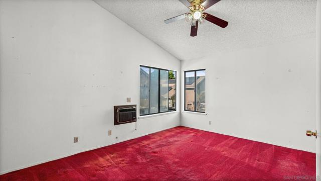 1534 Heirloom Ave, Perris CA: https://media.crmls.org/mediaz/5040d998-c5d6-4e14-8a4f-fb46901d8a5b.jpg