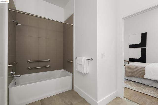 1545 32nd St, Oakland CA: https://media.crmls.org/mediaz/5042cc50-babe-4dd1-ab55-fabe66216133.jpg