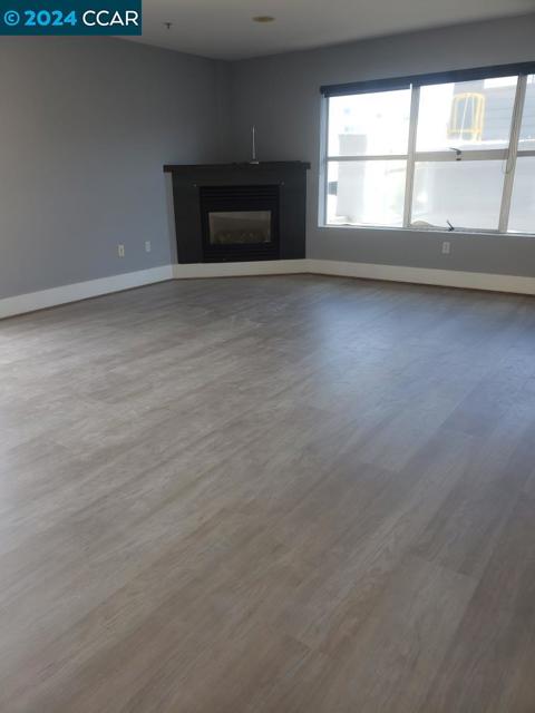 Image 7 of 14 For 701 Minna St  12