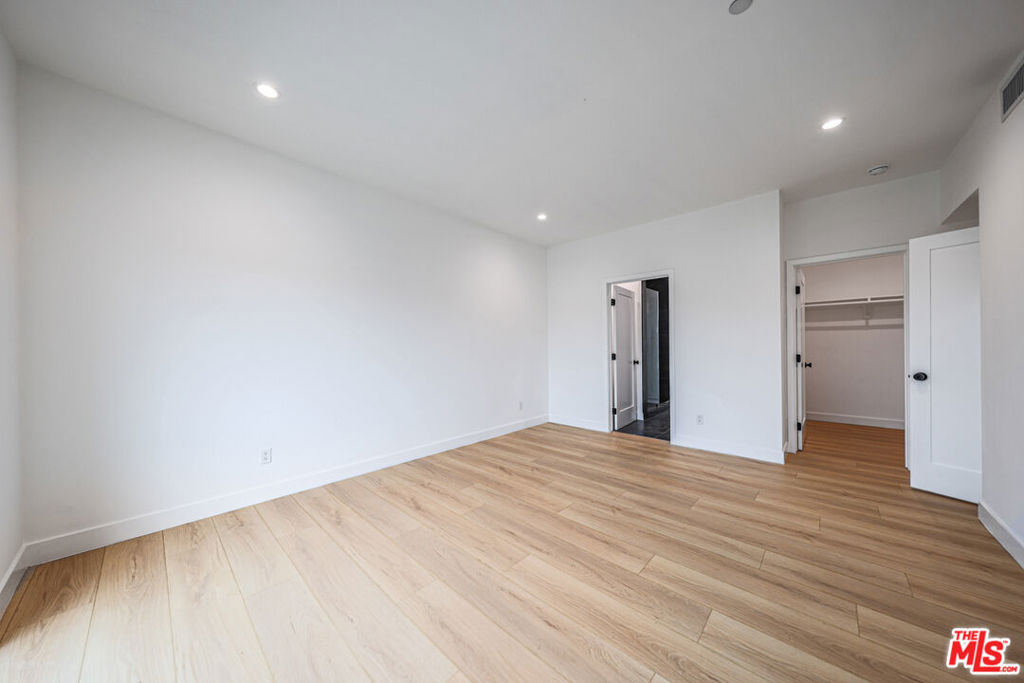 MLS #26771137 image #21