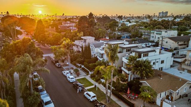 1122 Oliver Ave, San Diego CA: https://media.crmls.org/mediaz/5045afa9-d475-4ac5-bf28-60c24e0813cd.jpg