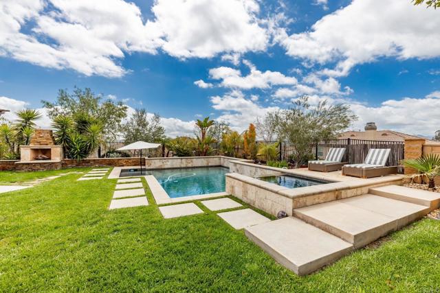 25111 Cedar Ridge Court, Wildomar CA: https://media.crmls.org/mediaz/5045bdaa-eab0-4ce1-a530-74400108eb70.jpg